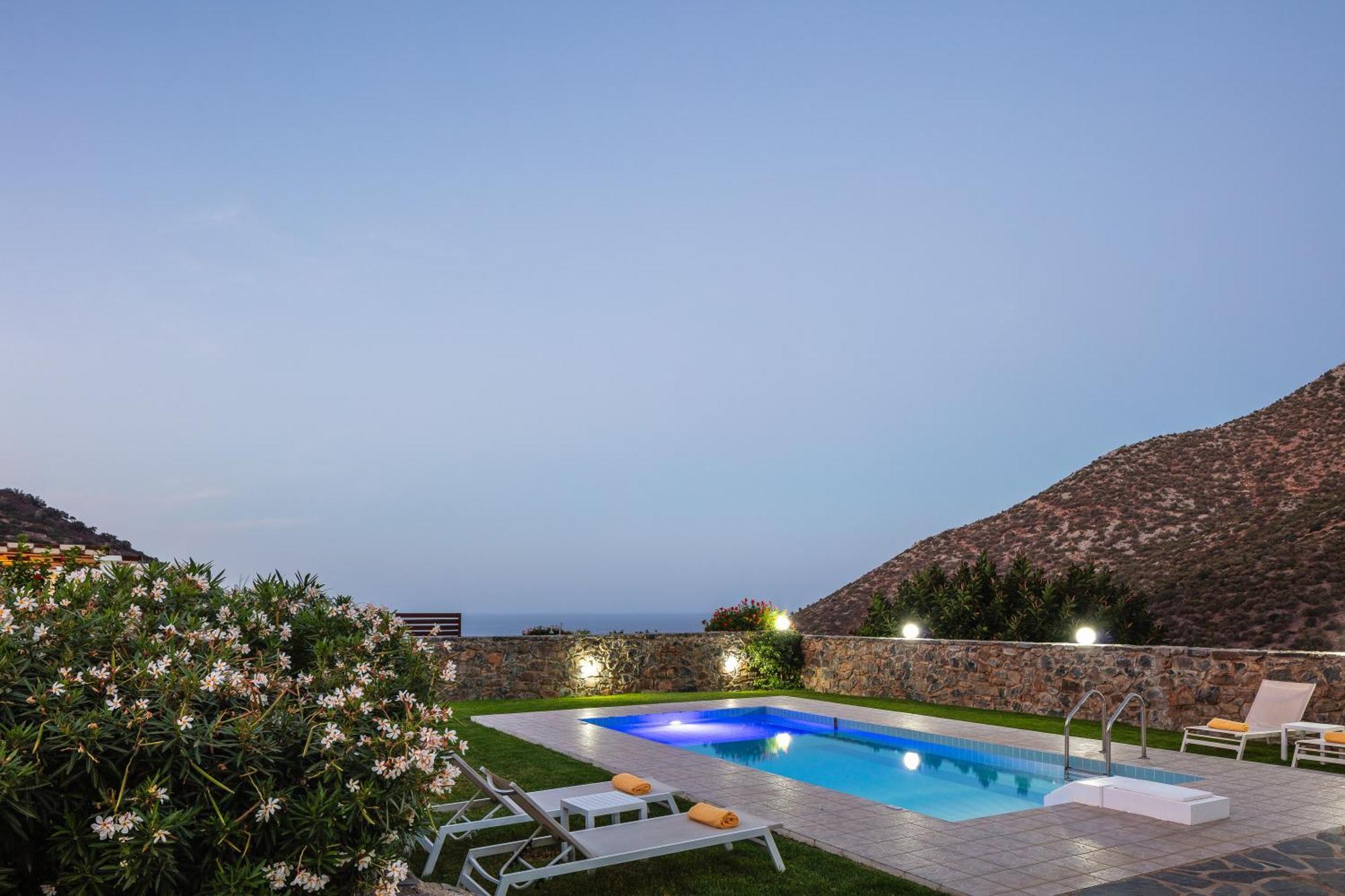 Real Dream Villas, Cretan Gems With Seaviews, By Thinkvilla Bali  Exterior photo