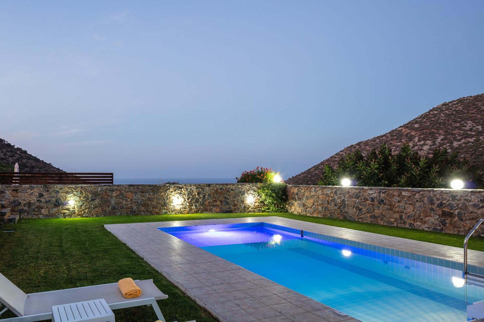 Real Dream Villas, Cretan Gems With Seaviews, By Thinkvilla Bali  Exterior photo